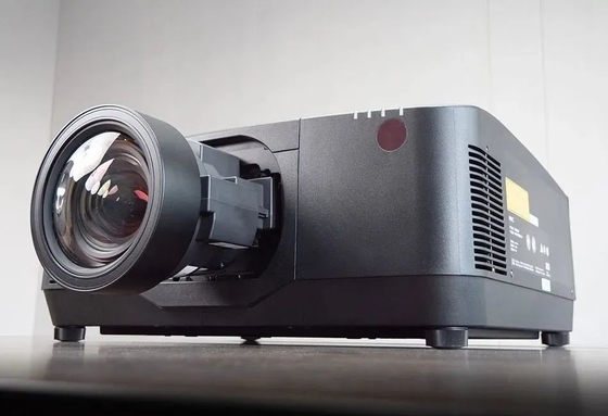 بروجكتور ليزر هولوغرام Flyin EL-G36KU 4K 7D مع 3LCD 30K ANSI Lumens للمباني الخارجية