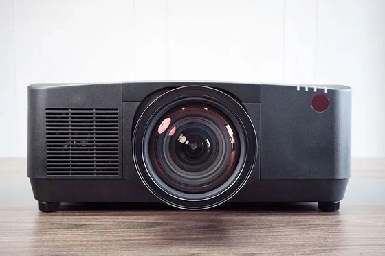 بروجكتور ليزر هولوغرام Flyin EL-G36KU 4K 7D مع 3LCD 30K ANSI Lumens للمباني الخارجية